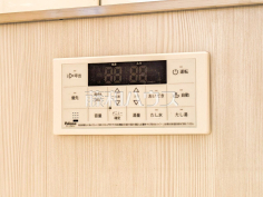 浴室給湯リモコン追焚機能付で時間差入浴もOK 浴室給湯リモコン追焚機能付で時間差入浴もOK