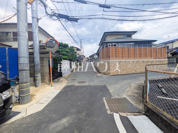 接道状況および現場風景 【福岡市南区老司3丁目】 接道状況および現場風景 【福岡市南区老司3丁目】