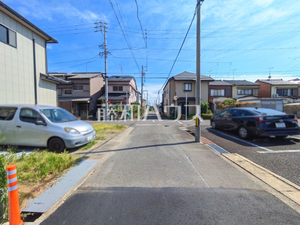 接道状況および現場風景 【北名古屋市片場白山】 接道状況および現場風景 【北名古屋市片場白山】