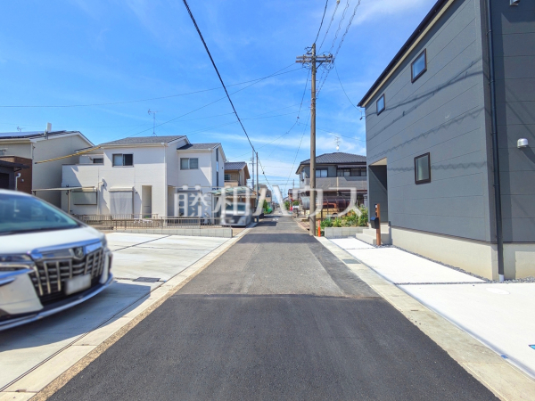 接道状況および現場風景 【北名古屋市片場白山】 接道状況および現場風景 【北名古屋市片場白山】