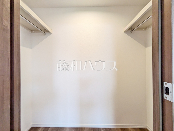 ウォークインクローゼット 【ゼファー久米川ミーティス】 ウォークインクローゼット 【ゼファー久米川ミーティス】