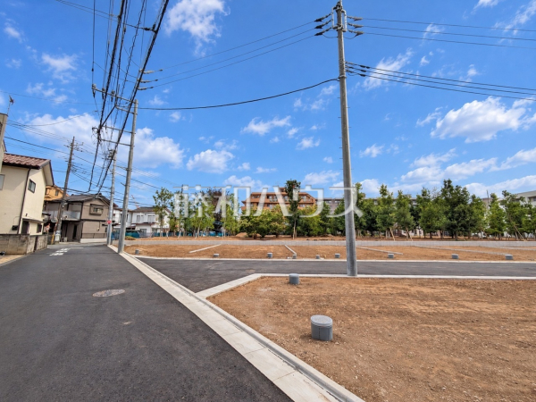 接道状況および現場風景 【東村山市美住町2丁目】 接道状況および現場風景 【東村山市美住町2丁目】