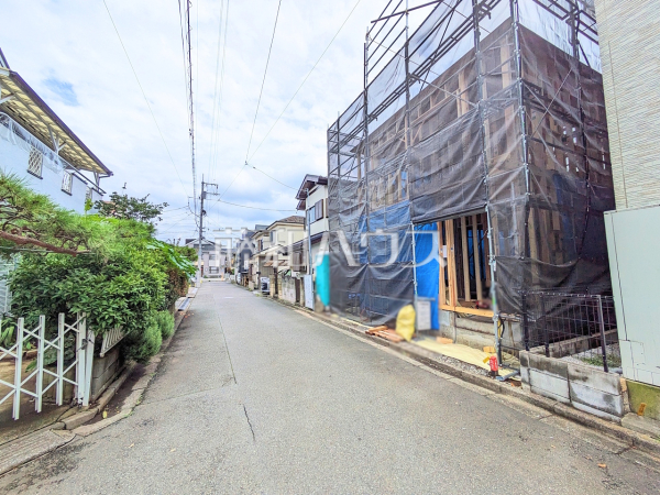 接道状況および現場風景 【東大和市中央1丁目】 接道状況および現場風景 【東大和市中央1丁目】