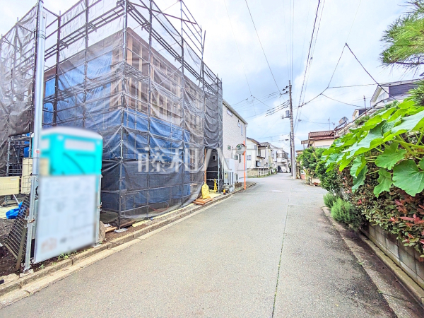 接道状況および現場風景 【東大和市中央1丁目】 接道状況および現場風景 【東大和市中央1丁目】