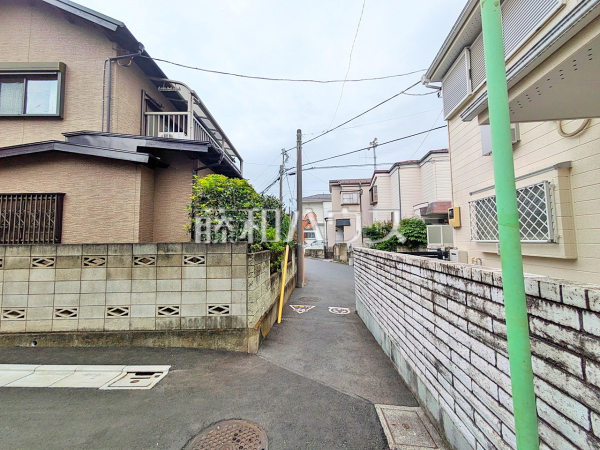 接道状況および現場風景 【三鷹市中原4丁目】 接道状況および現場風景 【三鷹市中原4丁目】