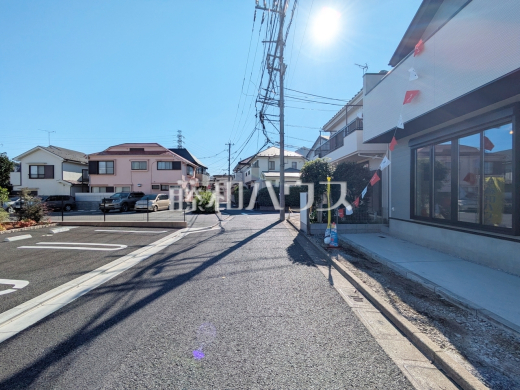 接道状況および現場風景 【練馬区西大泉5丁目】
