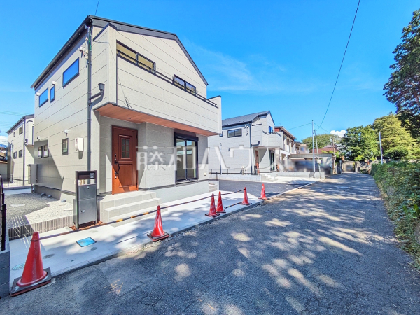 接道状況および現場風景 【昭島市拝島町1丁目】 接道状況および現場風景 【昭島市拝島町1丁目】