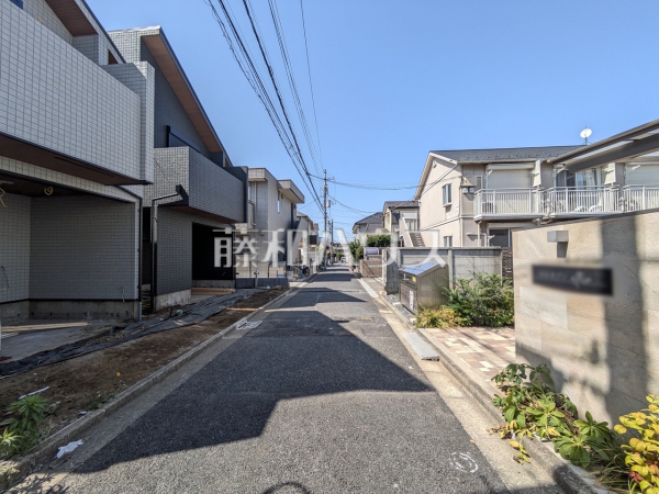 接道状況および現場風景 【練馬区三原台1丁目】 接道状況および現場風景 【練馬区三原台1丁目】