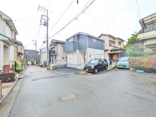 接道状況および現場風景 【板橋区赤塚7丁目】 接道状況および現場風景 【板橋区赤塚7丁目】