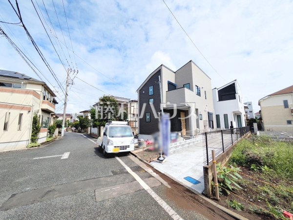 接道状況および現場風景 【練馬区石神井台5丁目】 接道状況および現場風景 【練馬区石神井台5丁目】