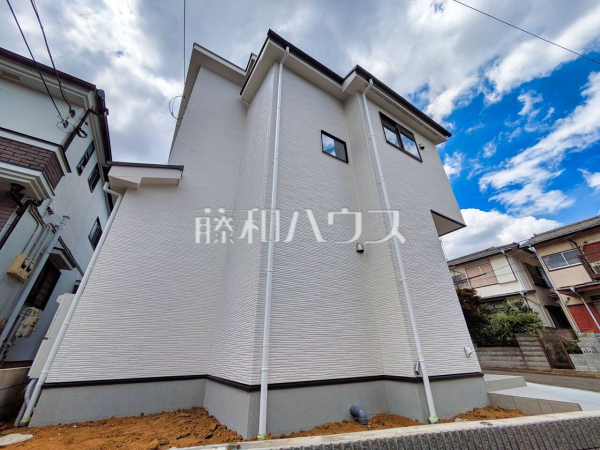 外観 【西東京市栄町2丁目】 物件の事、諸費用の事など、小さな疑問もお気軽にご連絡・ご相談下さい。 外観 【西東京市栄町2丁目】 物件の事、諸費用の事など、小さな疑問もお気軽にご連絡・ご相談下さい。