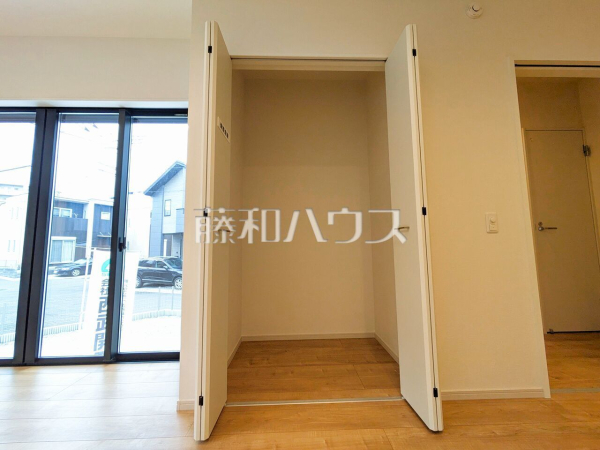 収納 【西東京市栄町2丁目】 周辺環境はもちろん、日当たりや設備仕様など、実際に行ってみないと分からないことも多くございます。営業担当がご案内いたしますので、お気軽にお問い合わせください。 収納 【西東京市栄町2丁目】 周辺環境はもちろん、日当たりや設備仕様など、実際に行ってみないと分からないことも多くございます。営業担当がご案内いたしますので、お気軽にお問い合わせください。