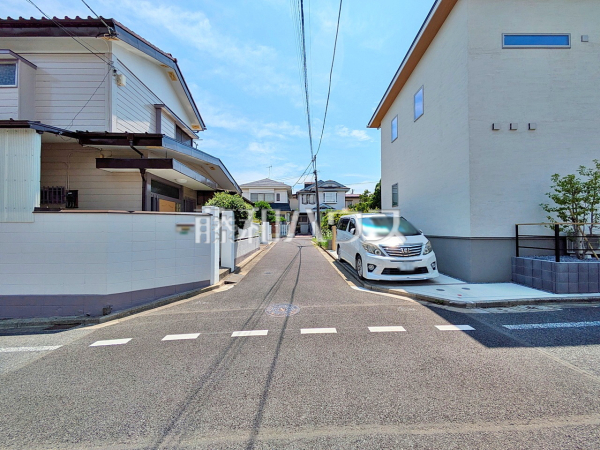 接道状況および現場風景 【練馬区大泉学園町7丁目】 接道状況および現場風景 【練馬区大泉学園町7丁目】