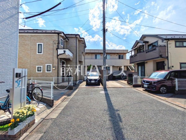 接道状況および現場風景 【練馬区大泉学園町3丁目】 接道状況および現場風景 【練馬区大泉学園町3丁目】
