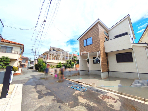 接道状況および現場風景 【新座市野寺5丁目】 接道状況および現場風景 【新座市野寺5丁目】