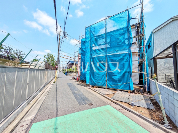 接道状況および現場風景 【練馬区東大泉6丁目】 接道状況および現場風景 【練馬区東大泉6丁目】