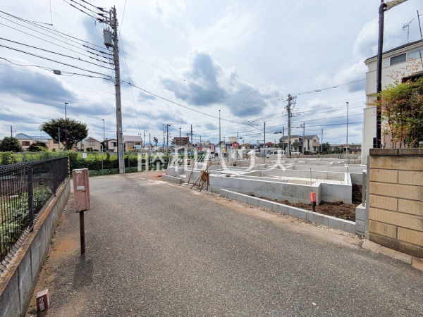 現場風景 【西東京市北町3丁目】 物件の事、諸費用の事など、小さな疑問もお気軽にご連絡・ご相談下さい。 現場風景 【西東京市北町3丁目】 物件の事、諸費用の事など、小さな疑問もお気軽にご連絡・ご相談下さい。