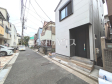 接道状況および現場風景 【練馬区貫井3丁目】 接道状況および現場風景 【練馬区貫井3丁目】