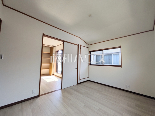 居室 【府中市四谷3丁目】