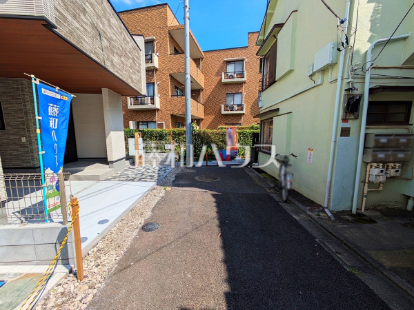 接道状況および現場風景 【杉並区成田東1丁目】 接道状況および現場風景 【杉並区成田東1丁目】
