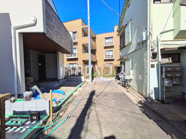 接道状況および現場風景 【杉並区成田東1丁目】 接道状況および現場風景 【杉並区成田東1丁目】