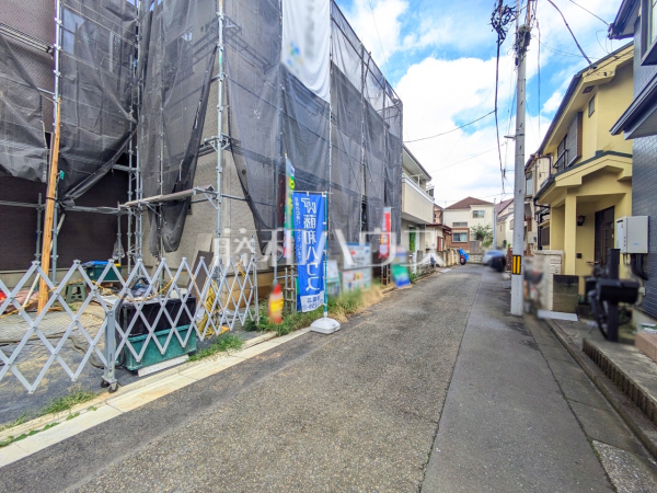 接道状況および現場風景 【富士見市羽沢1丁目】 接道状況および現場風景 【富士見市羽沢1丁目】