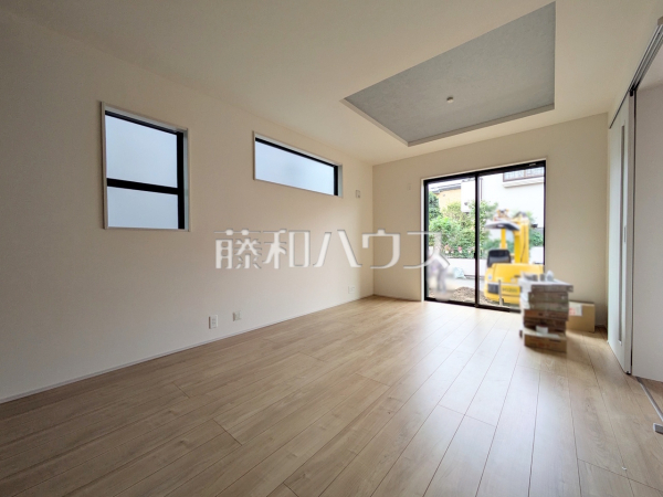 1号棟 リビング 【小平市学園東町】 1号棟 リビング 【小平市学園東町】