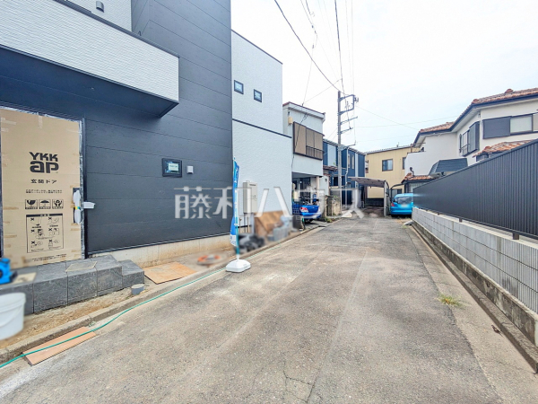 接道状況および現場風景 【ふじみ野市苗間】 接道状況および現場風景 【ふじみ野市苗間】