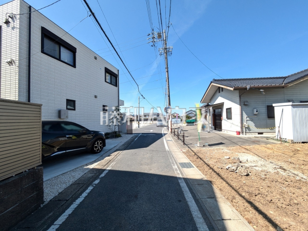 接道状況および現場風景 【春日井市町屋町】 接道状況および現場風景 【春日井市町屋町】