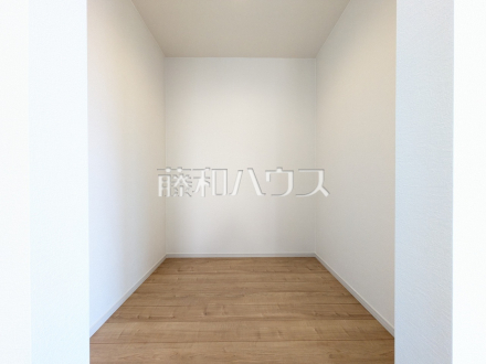 ウォークインクローゼット 【国分寺市東元町2丁目】/撮影日2026/07/30