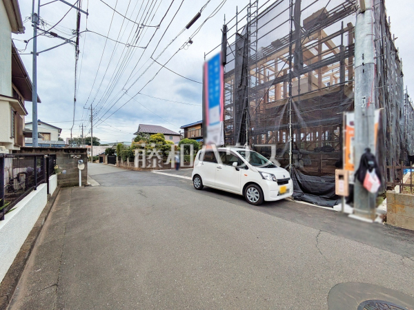 接道状況および現場風景 【清瀬市下宿2丁目】 平日のご案内も可能です。まずはお気軽にお問合せ下さいませ。 接道状況および現場風景 【清瀬市下宿2丁目】 平日のご案内も可能です。まずはお気軽にお問合せ下さいませ。
