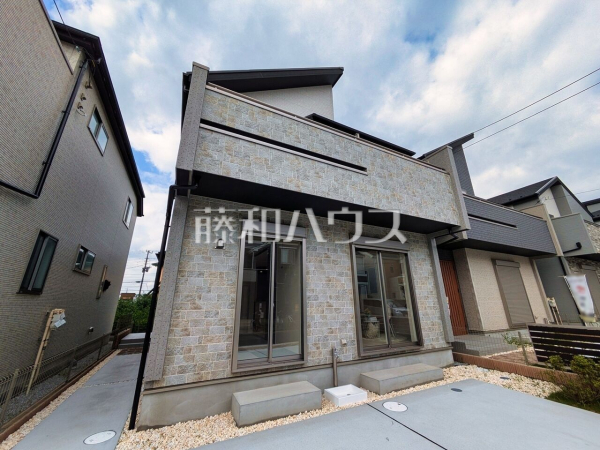 4号棟 外観 【所沢市東狭山ケ丘3丁目】ぜひ実物をご覧いただきたく思います。喜んでご案内いたしますのでお気軽にお問合せ下さい。 4号棟 外観 【所沢市東狭山ケ丘3丁目】ぜひ実物をご覧いただきたく思います。喜んでご案内いたしますのでお気軽にお問合せ下さい。