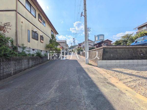 接道状況および現場風景 【春日井市神屋町】 接道状況および現場風景 【春日井市神屋町】