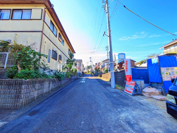 接道状況および現場風景 【春日井市神屋町】 接道状況および現場風景 【春日井市神屋町】