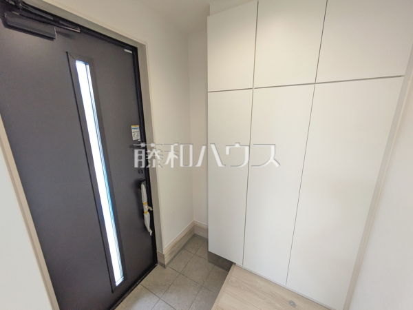 2号棟 玄関 【名古屋市守山区小幡北】 2号棟 玄関 【名古屋市守山区小幡北】