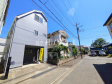 ≪接道状況≫周囲に高い建物のないエリアのため、空が大きく感じます。【府中市日新町5丁目】 ≪接道状況≫周囲に高い建物のないエリアのため、空が大きく感じます。【府中市日新町5丁目】