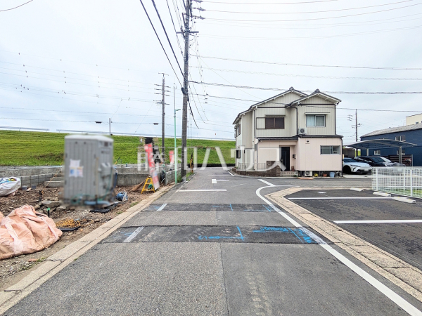 接道状況および現場風景 【名古屋市北区東味鋺3丁目】 接道状況および現場風景 【名古屋市北区東味鋺3丁目】