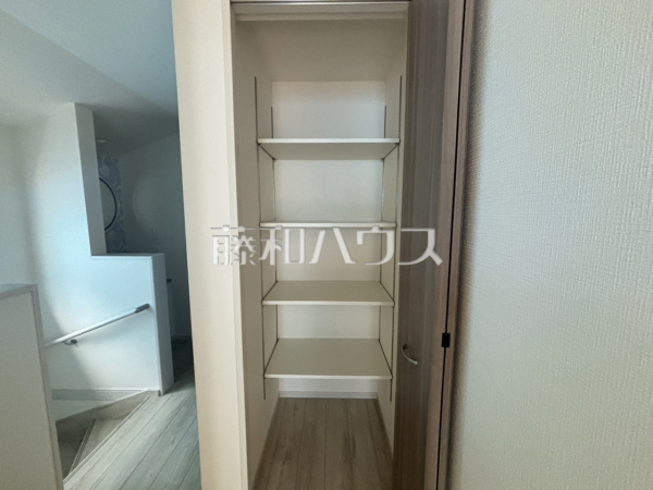 2-2号棟 収納 【日野市新井1丁目】 2-2号棟 収納 【日野市新井1丁目】