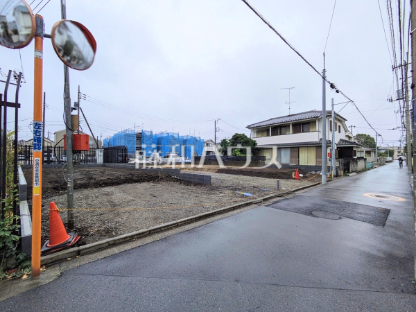 接道状況および現場風景 【三鷹市野崎1丁目】 接道状況および現場風景 【三鷹市野崎1丁目】