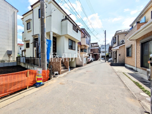 接道状況および現場風景 【朝霞市膝折町2丁目】