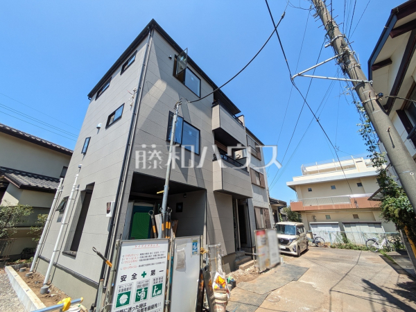 接道状況および現場風景 【新座市新堀1丁目】ぜひ実物をご覧いただきたく思います。喜んでご案内いたしますのでお気軽にお問合せ下さい。 接道状況および現場風景 【新座市新堀1丁目】ぜひ実物をご覧いただきたく思います。喜んでご案内いたしますのでお気軽にお問合せ下さい。