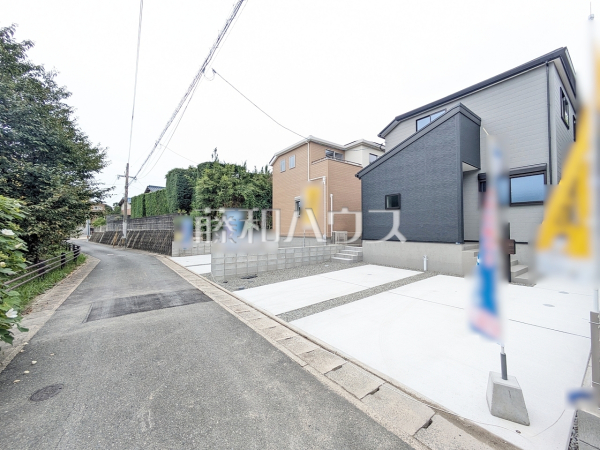 2号棟 接道状況および現場風景 【福岡市早良区梅林6丁目】 2号棟 接道状況および現場風景 【福岡市早良区梅林6丁目】