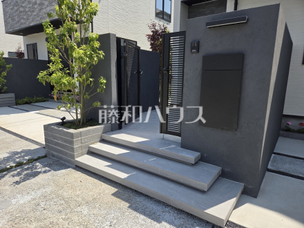 玄関 【三鷹市上連雀7丁目】/撮影日2026/05/18