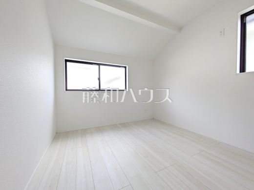 2号棟 居室 【三鷹市上連雀7丁目】