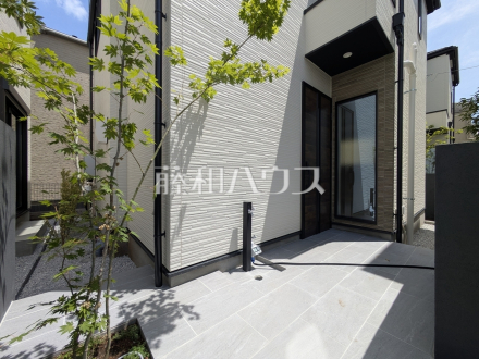 3号棟 玄関 【三鷹市上連雀7丁目】/撮影日2026/05/25