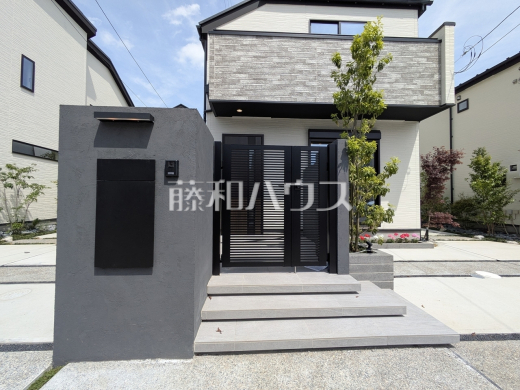 4号棟 玄関 【三鷹市上連雀7丁目】