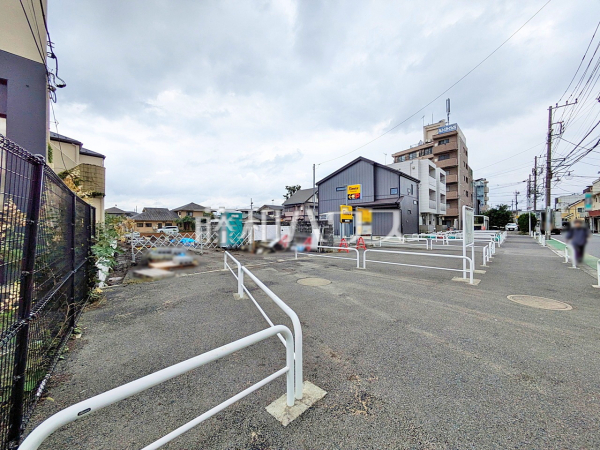 接道状況および現場風景 【武蔵野市境南町3丁目】 接道状況および現場風景 【武蔵野市境南町3丁目】