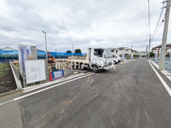接道状況および現場風景 【小平市鈴木町1丁目】 接道状況および現場風景 【小平市鈴木町1丁目】