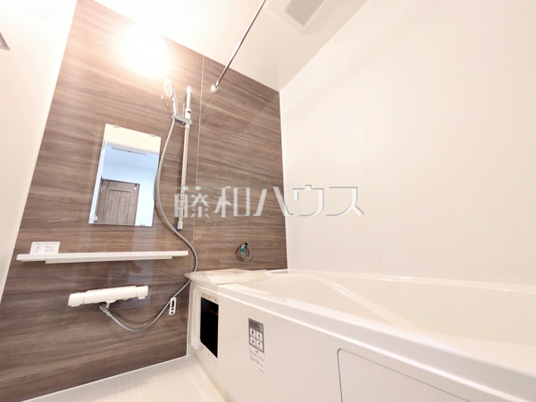 B号棟 浴室 【小平市鈴木町1丁目】 B号棟 浴室 【小平市鈴木町1丁目】