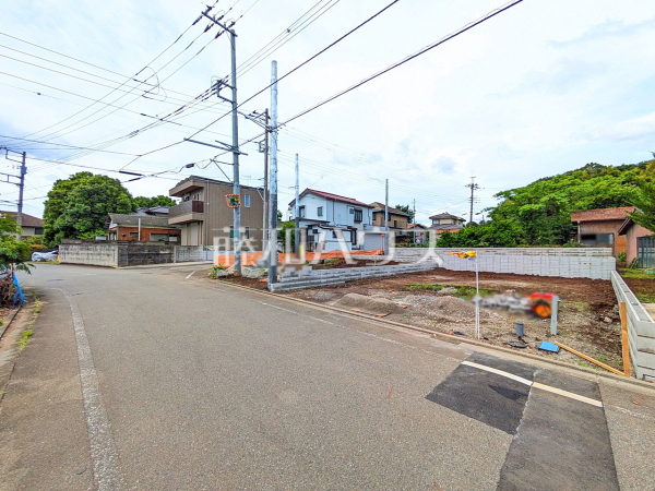 接道状況および現場風景 【武蔵村山市中藤5丁目】 接道状況および現場風景 【武蔵村山市中藤5丁目】